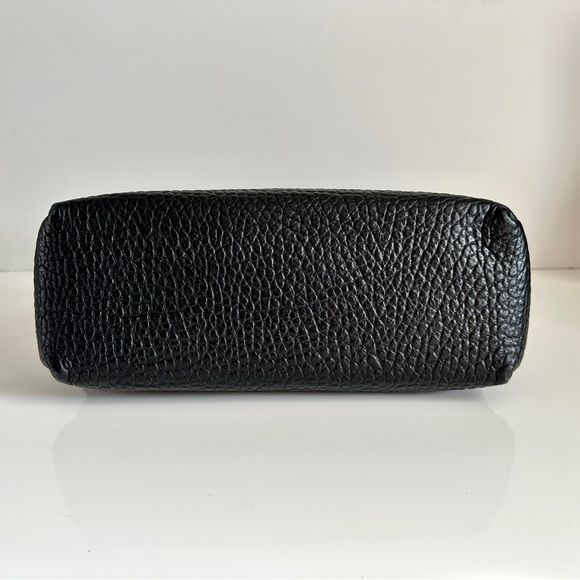 Authentic Burberry Lockford Medium Black Leather Shoulder Bag - Picture 4 of 10